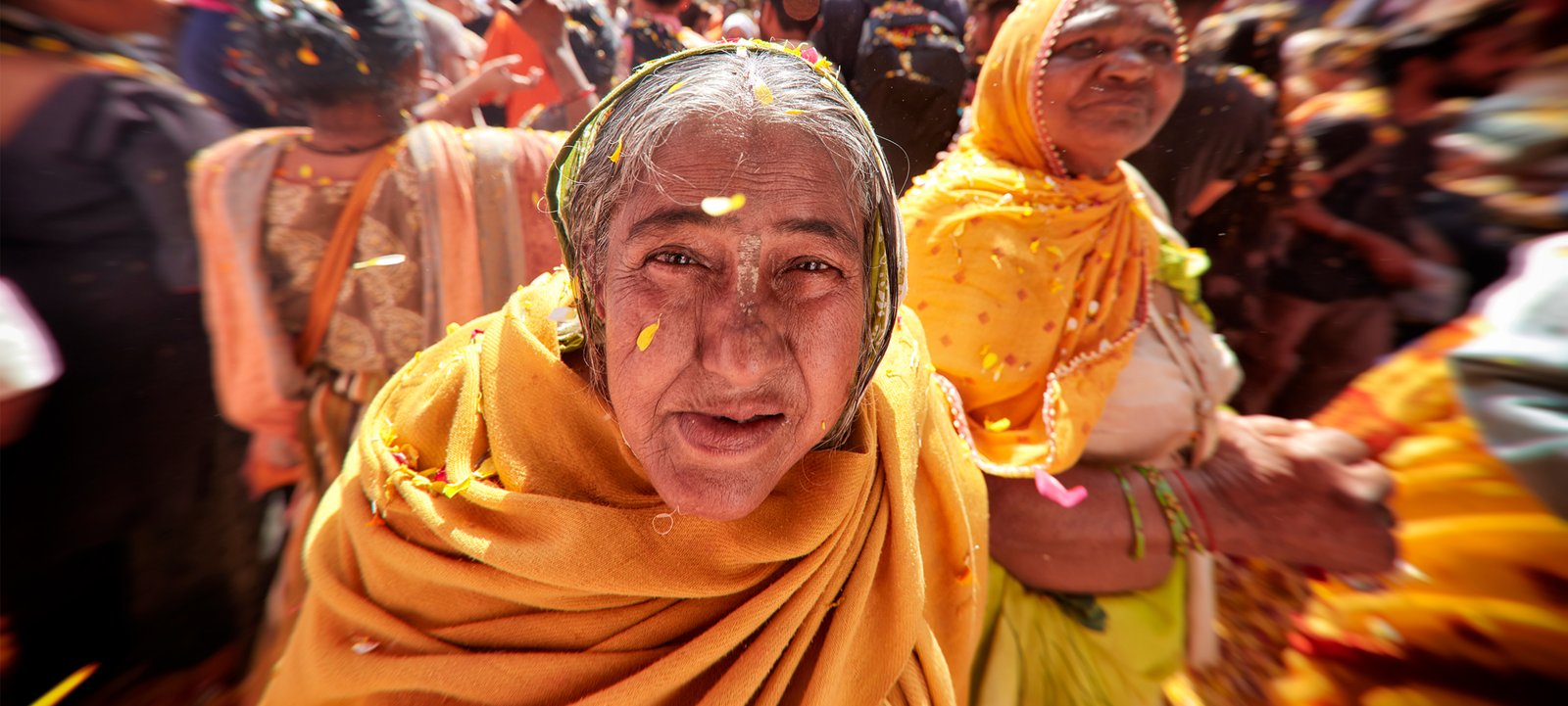 2 Widow Holi